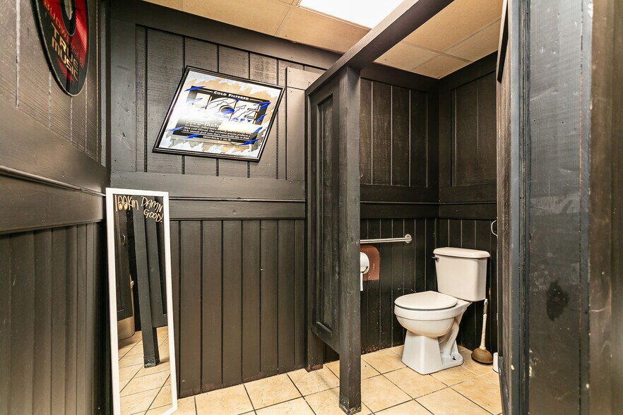 More Photos Of 4950 KY-52, Loretto Restaurant For Sale