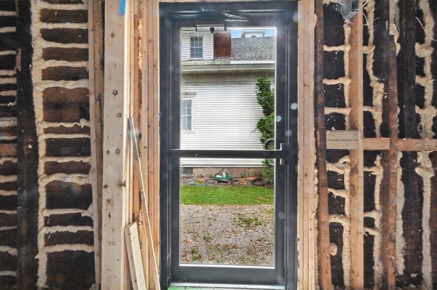 More Photos Of 370 Main St, Wilton Restaurant For Sale