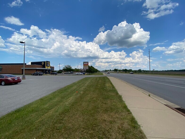 More Photos Of 6502 US Highway 6, Portage Storefront Retail Office For Lease