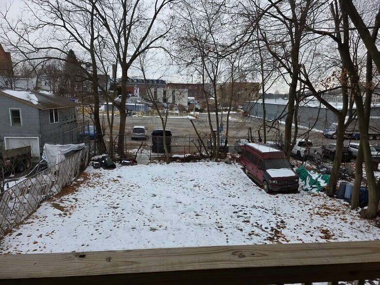 More Photos Of 25 Mill St, Middletown Storefront Retail Residential For Sale