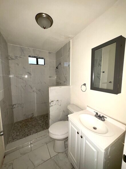 More Photos Of 401 N Bethel St, Roma Multifamily For Sale