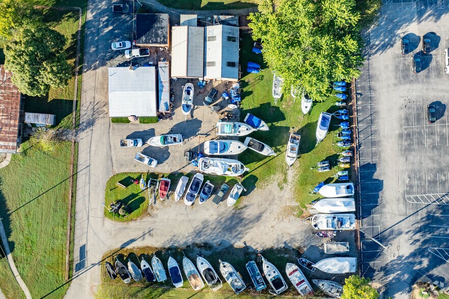 More Photos Of 7405 Forbes Rd, Cincinnati Marina For Sale