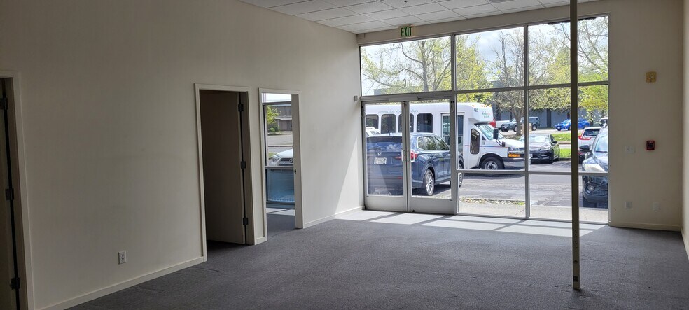 More Photos Of 5420 State Farm Dr, Rohnert Park Light Manufacturing For Lease