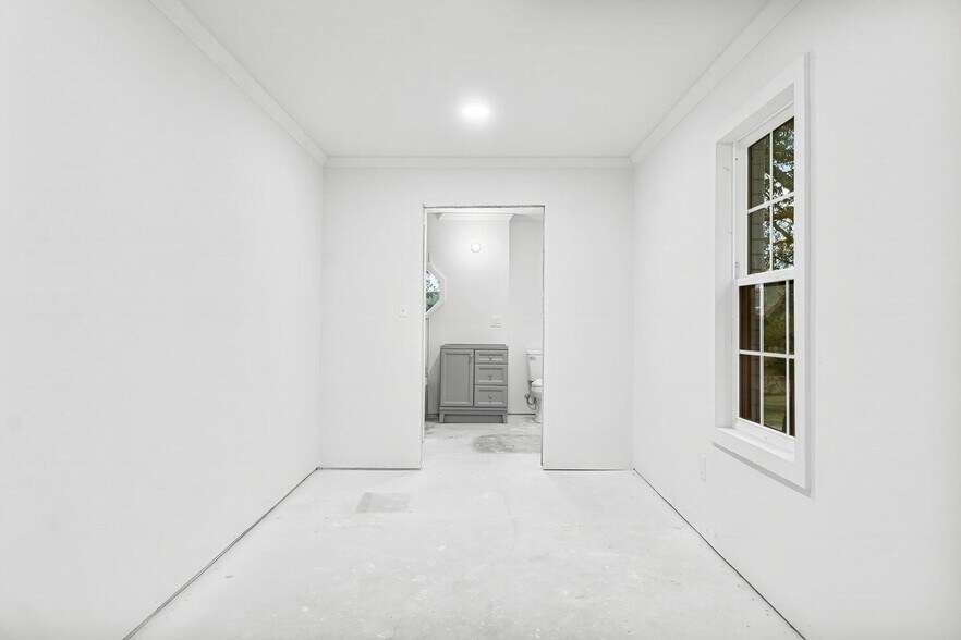 More Photos Of 680 Mallet Bayou Rd, Freeport Lodge Meeting Hall For Sale