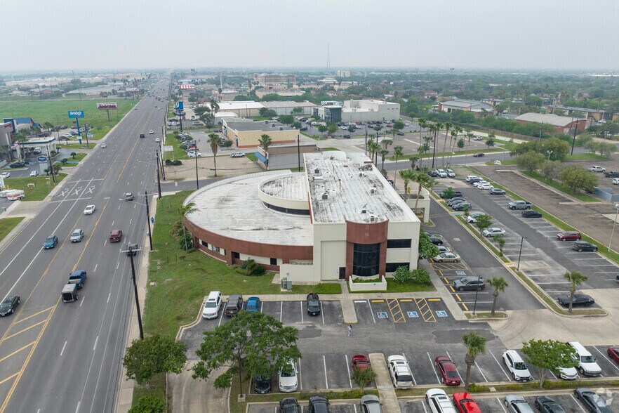 More Photos Of 1205 N Ed Carey Dr, Harlingen Office For Lease
