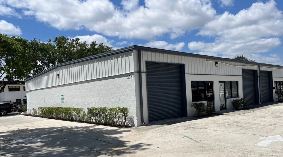 More Photos Of 3551 23rd Ave S, Lake Worth Warehouse For Sale