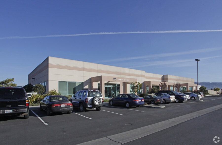 Primary Photo Of 744 La Guardia St, Salinas Office For Lease