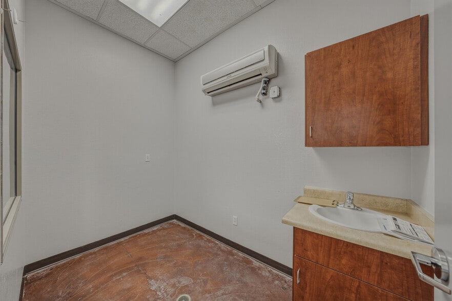 More Photos Of 2740 Homestead Rd, Pahrump Assisted Living For Sale