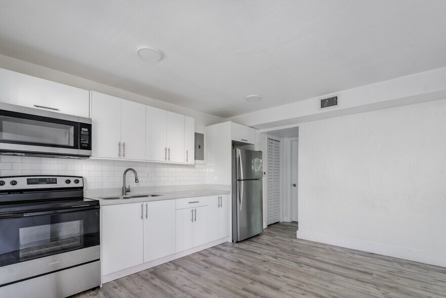 More Photos Of 1630 NW 18th St, Miami Apartments For Sale