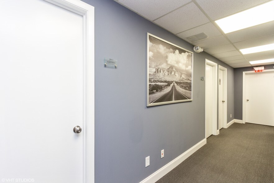 More Photos Of 212 SE 8th St, Fort Lauderdale Office Residential For Sale