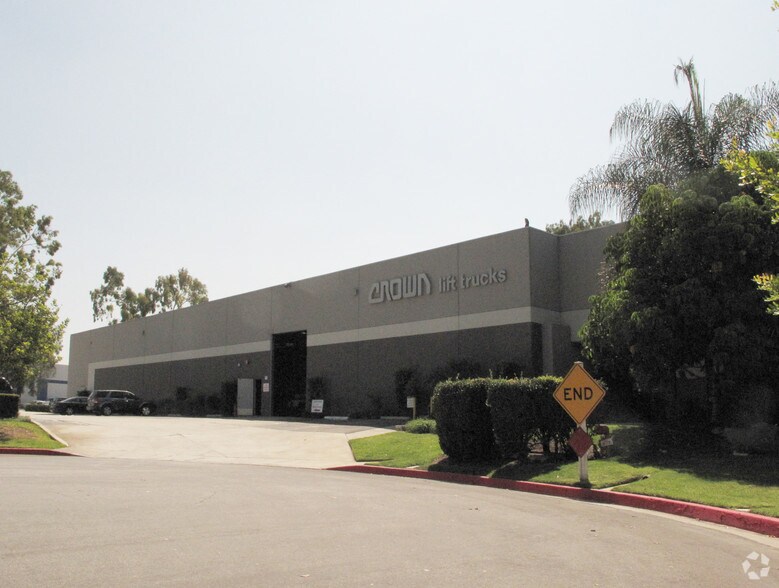 More Photos Of 1360 Darius Ct, City of Industry Warehouse For Lease