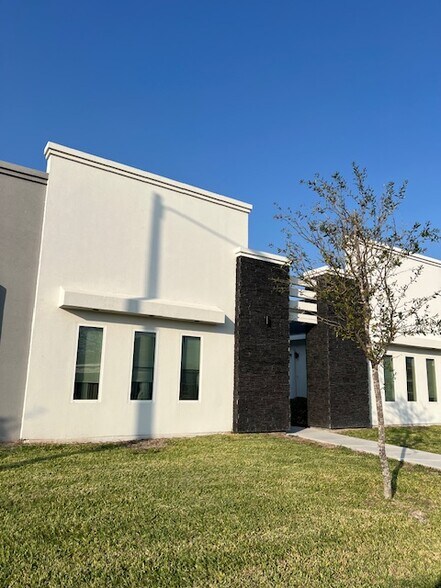 More Photos Of , McAllen Multifamily For Sale