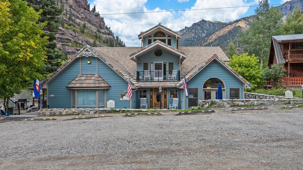 More Photos Of 118 6TH Ave, Ouray Hotel For Sale