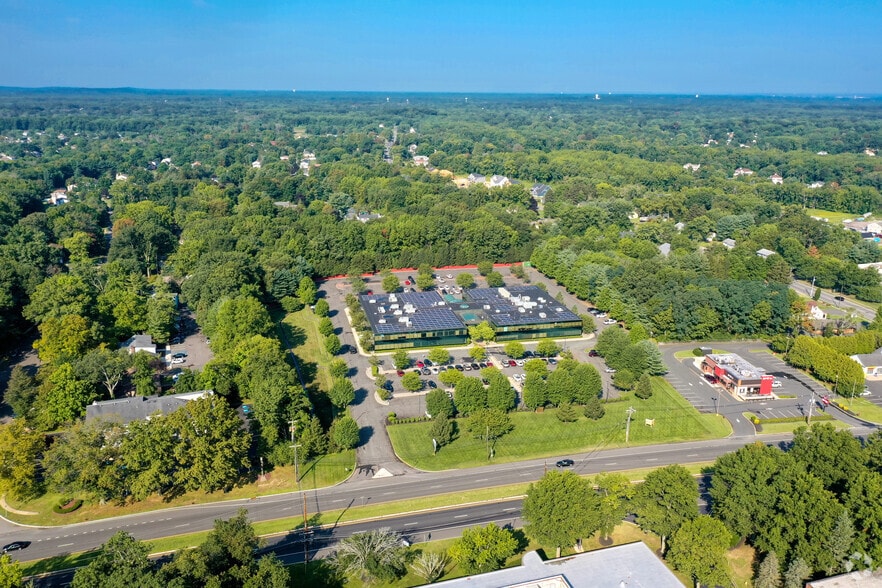 More Photos Of 195 Route 9 S, Manalapan Township Office For Lease