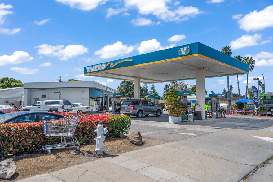 More Photos Of 996 W Evelyn Ave, Sunnyvale Service Station For Sale