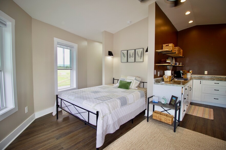 More Photos Of 3476 Fairview Rd, Lewisburg Specialty For Sale