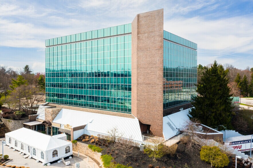 More Photos Of 555 E Lancaster Ave, Radnor Office For Lease