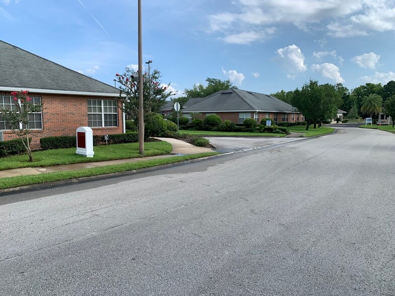 More Photos Of 6817 Southpoint Pky, Jacksonville Medical For Lease
