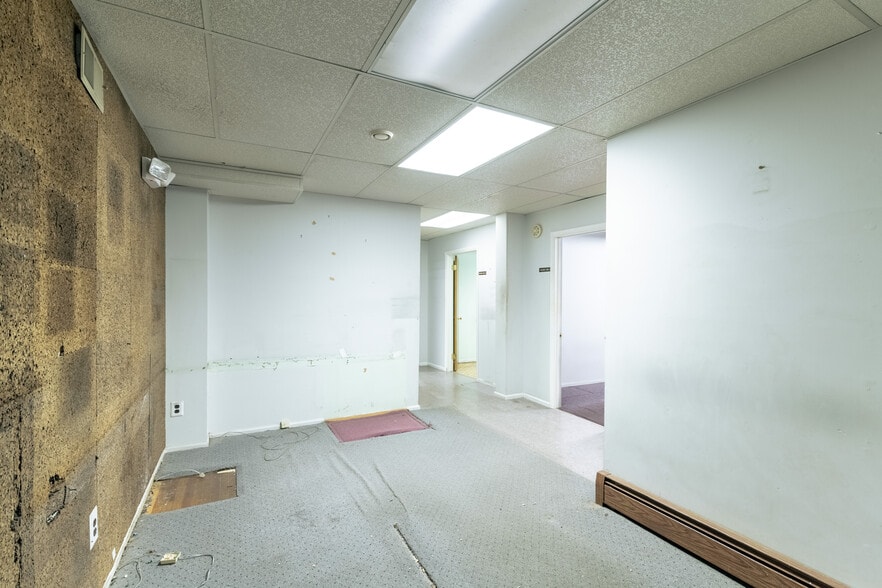 More Photos Of 115 Clifton Ave, Collingdale Specialty For Sale