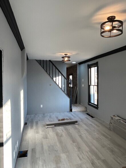More Photos Of 2174 S Broadway, Denver Freestanding For Lease