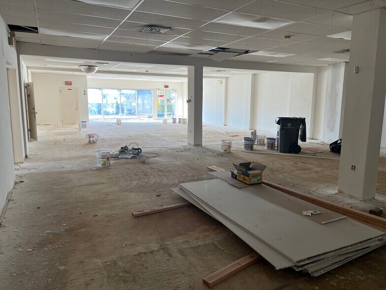 More Photos Of 1180 Easton Rd, Abington Storefront Retail Office For Sale