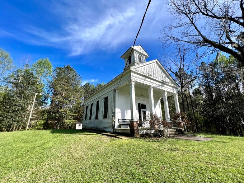 More Photos Of 85 Carmel Church Rd, Natchez Religious Facility For Sale