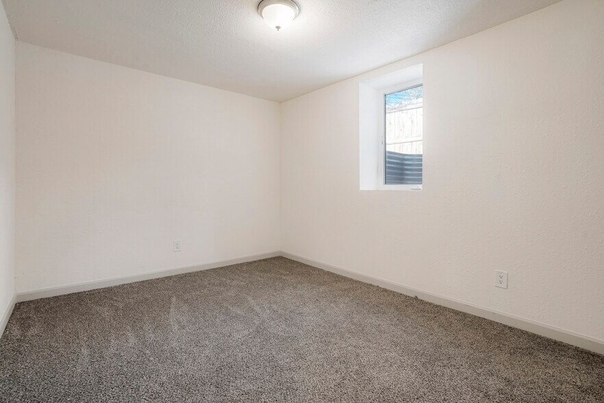 More Photos Of 982 S Sheridan Blvd, Denver Apartments For Sale