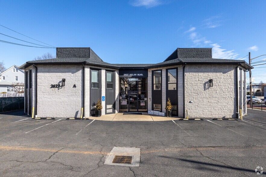 2627 Hylan Blvd, Staten Island, NY 10306 Medical Office For Lease