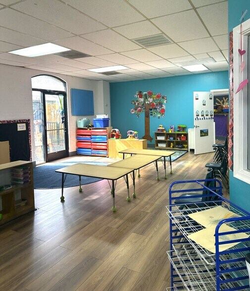 More Photos Of 1075 Executive Dr E, Richardson Daycare Center For Sale