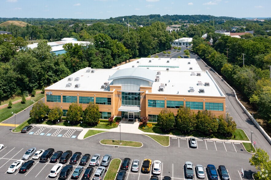 More Photos Of 220 W Germantown Pike, Plymouth Meeting Office For Sale