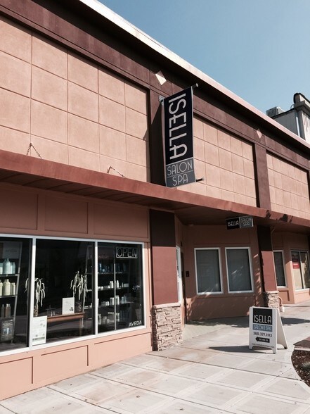 More Photos Of 523-533 4th St, Bremerton Storefront For Lease