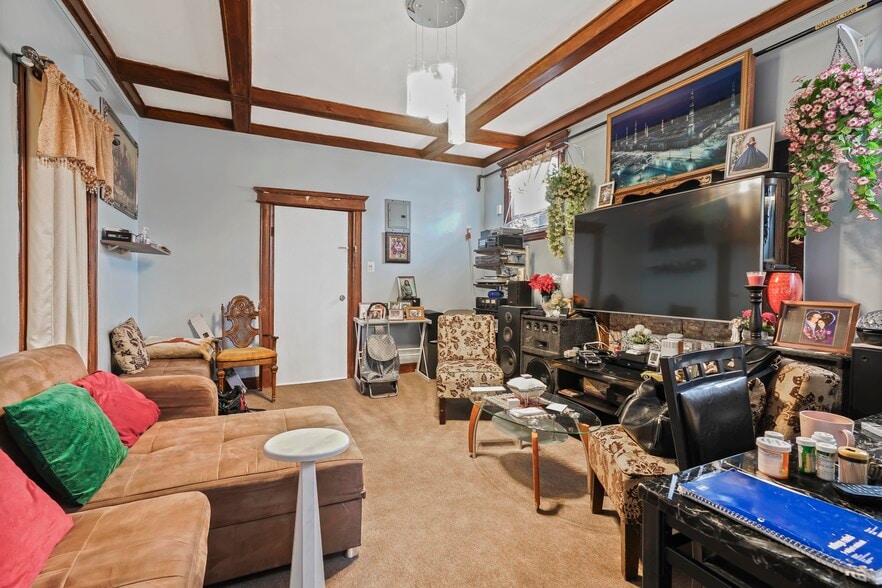 More Photos Of 509 Liberty Ave, Brooklyn Funeral Home For Sale