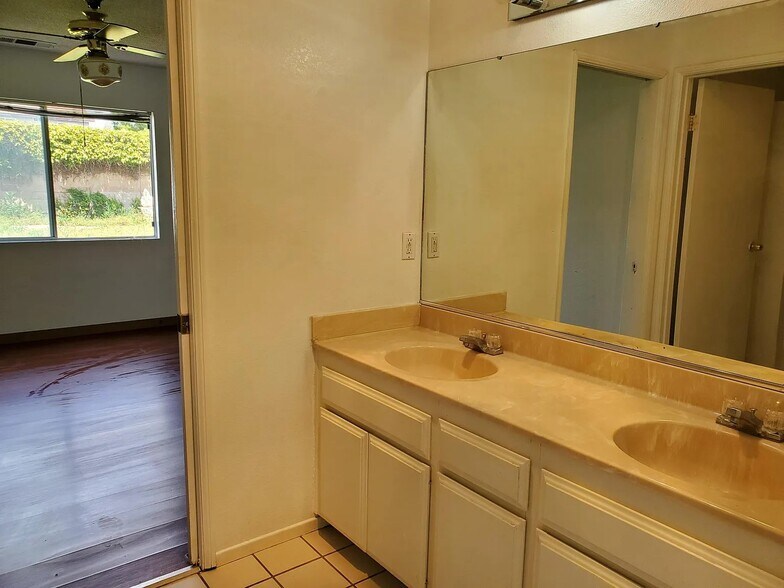 More Photos Of 616 N Citrus Ave, Escondido Specialty For Sale