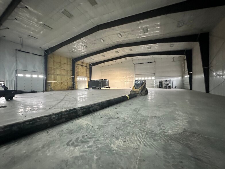 More Photos Of 2777 S 56th St W, Billings Warehouse For Lease