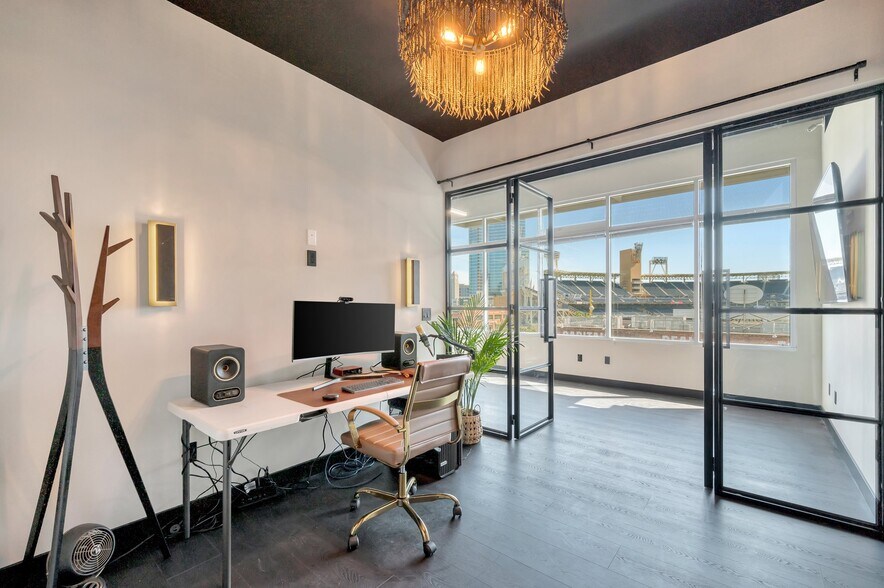 More Photos Of 406 9th Ave, San Diego Loft Creative Space For Sale