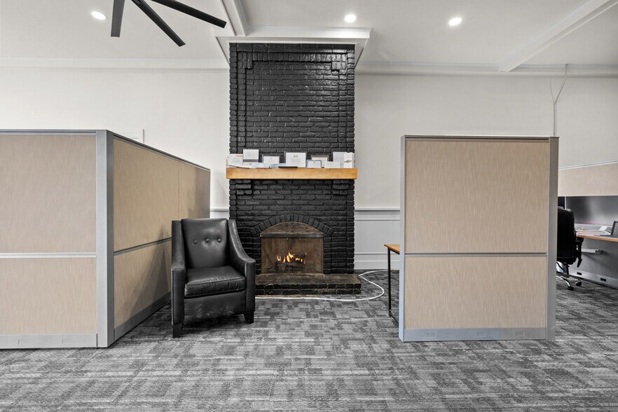 More Photos Of 215-225 N Main St, Mount Angel Freestanding For Lease
