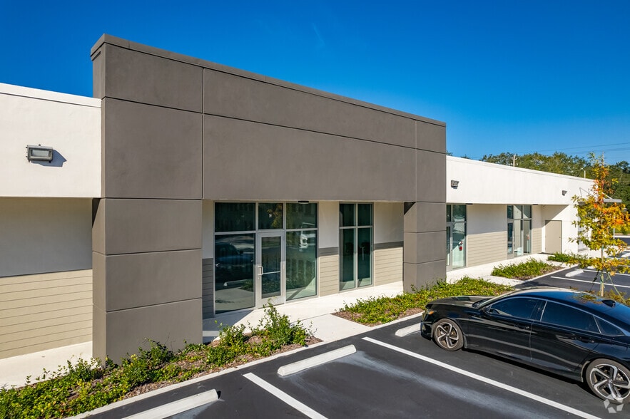 More Photos Of 161 Douglas Rd W, Oldsmar General Retail For Lease