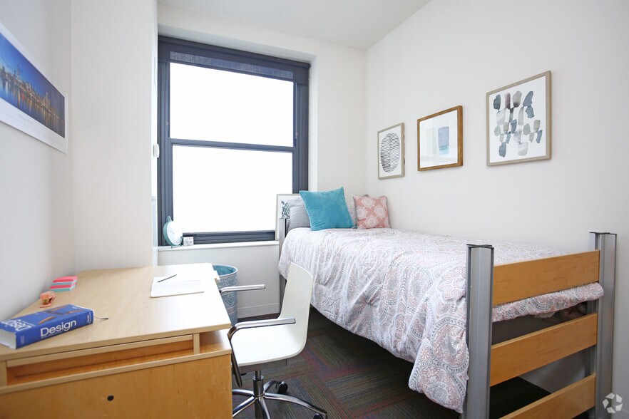 More Photos Of 59 E Van Buren St, Chicago Apartments For Lease