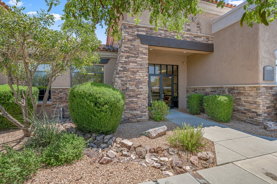 Primary Photo Of 12480 N Rancho Vistoso Blvd, Oro Valley Medical For Sale