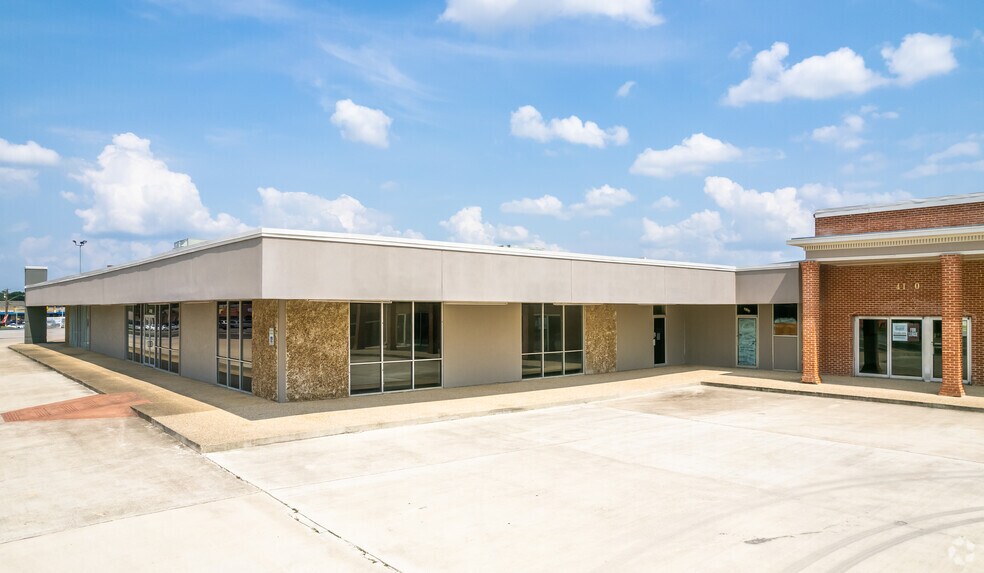 More Photos Of 11401 Naco Perrin Blvd, San Antonio Unknown For Lease