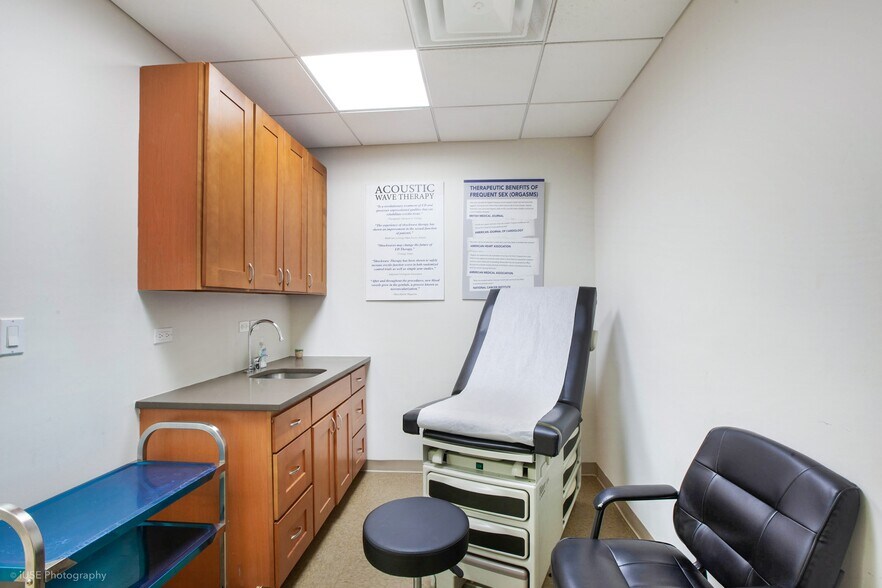 More Photos Of 800 2nd Ave, New York Medical For Sale