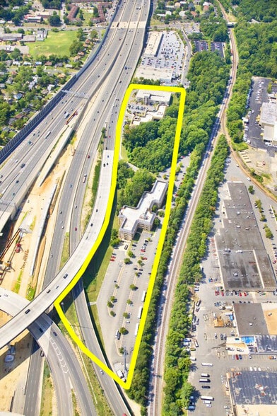 More Photos Of 6800 Versar Ctr, Springfield Office For Lease