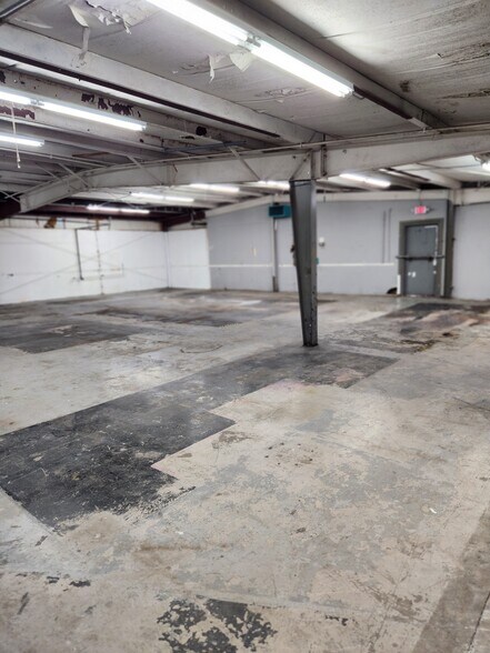 More Photos Of 3225 Highway 31 S, Decatur Industrial For Lease