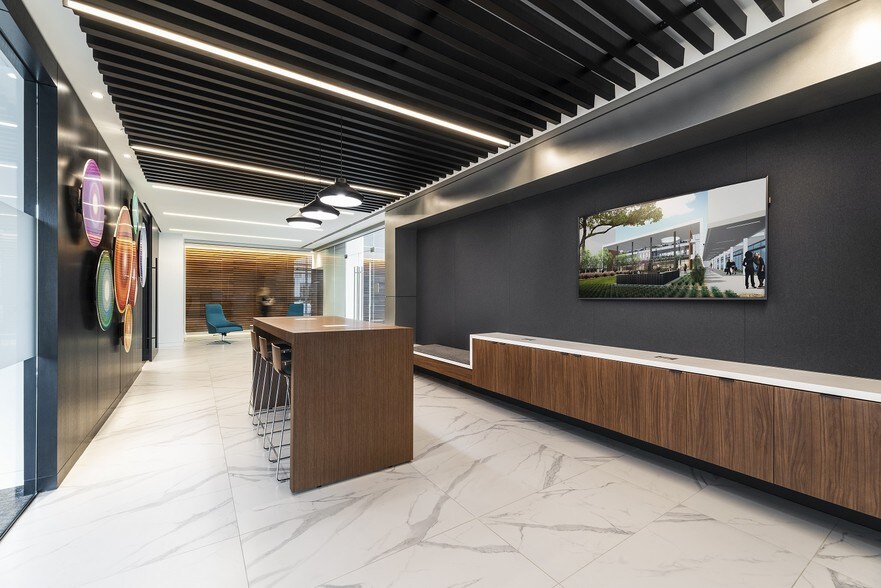 More Photos Of 14545 N Dallas Pky, Dallas Office For Lease