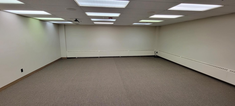 More Photos Of 1030 E Jefferson Blvd, South Bend Medical For Sale