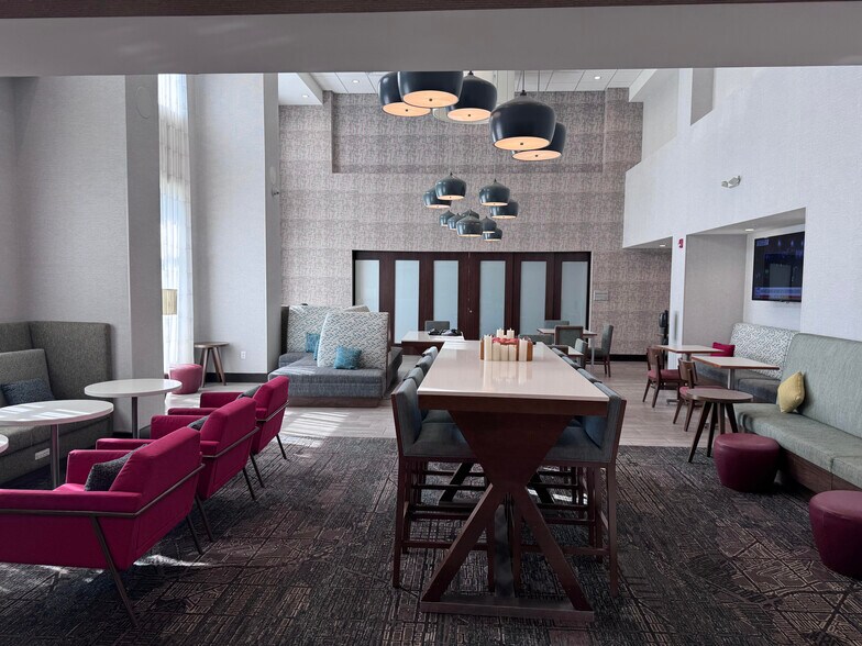 More Photos Of 1335 S Main St, Adrian Hotel For Sale