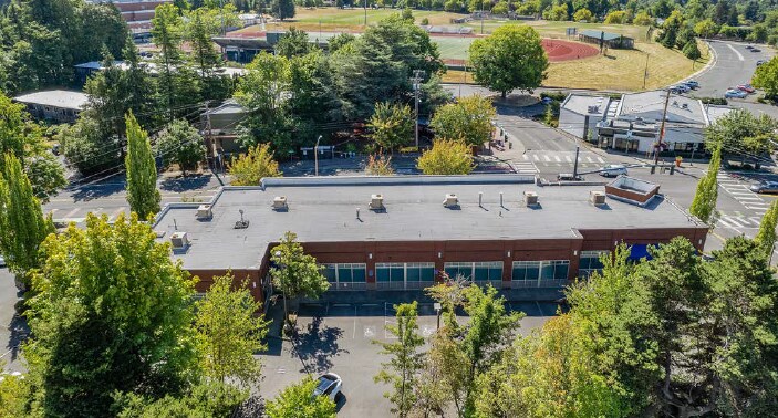 More Photos Of 6225-6245 SW Capitol Hwy, Portland Office For Lease