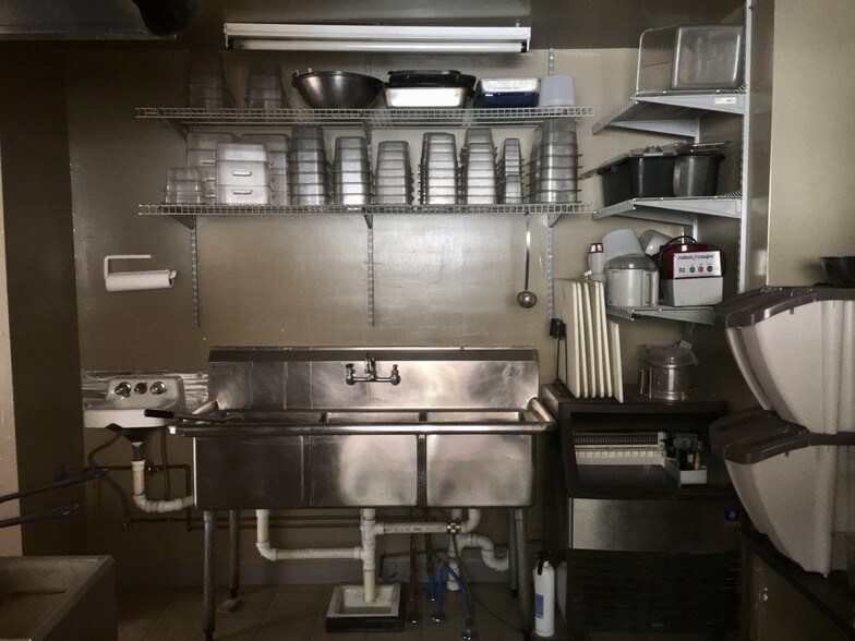 More Photos Of 734 Main St, Ouray Restaurant For Sale