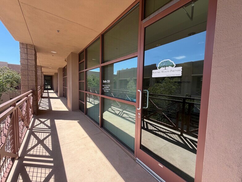 More Photos Of 8350 E Raintree Dr, Scottsdale Office For Sale