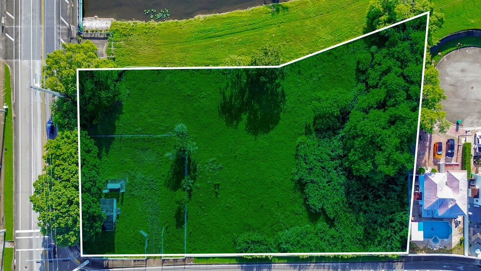 Primary Photo Of 16001 142nd Ave, Miami Land For Sale